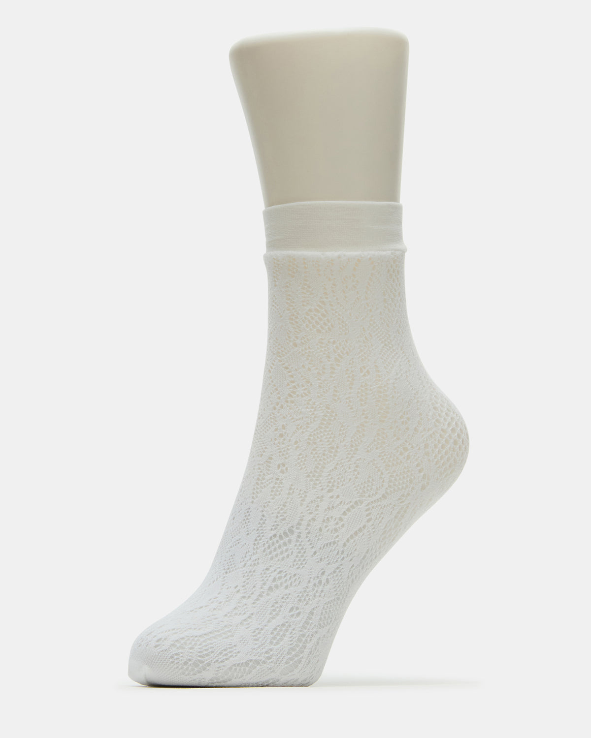 Steve Madden 2 Pack Lace Anklet Women's Quarter Socks White