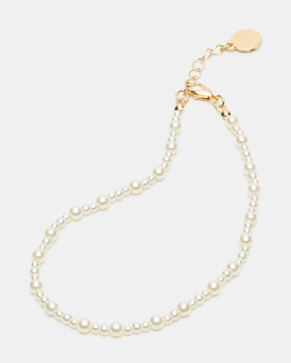 Steve Madden 2-PIECE PEARL CHAIN ANKLET SET Women's Embellished Chain Anklet set