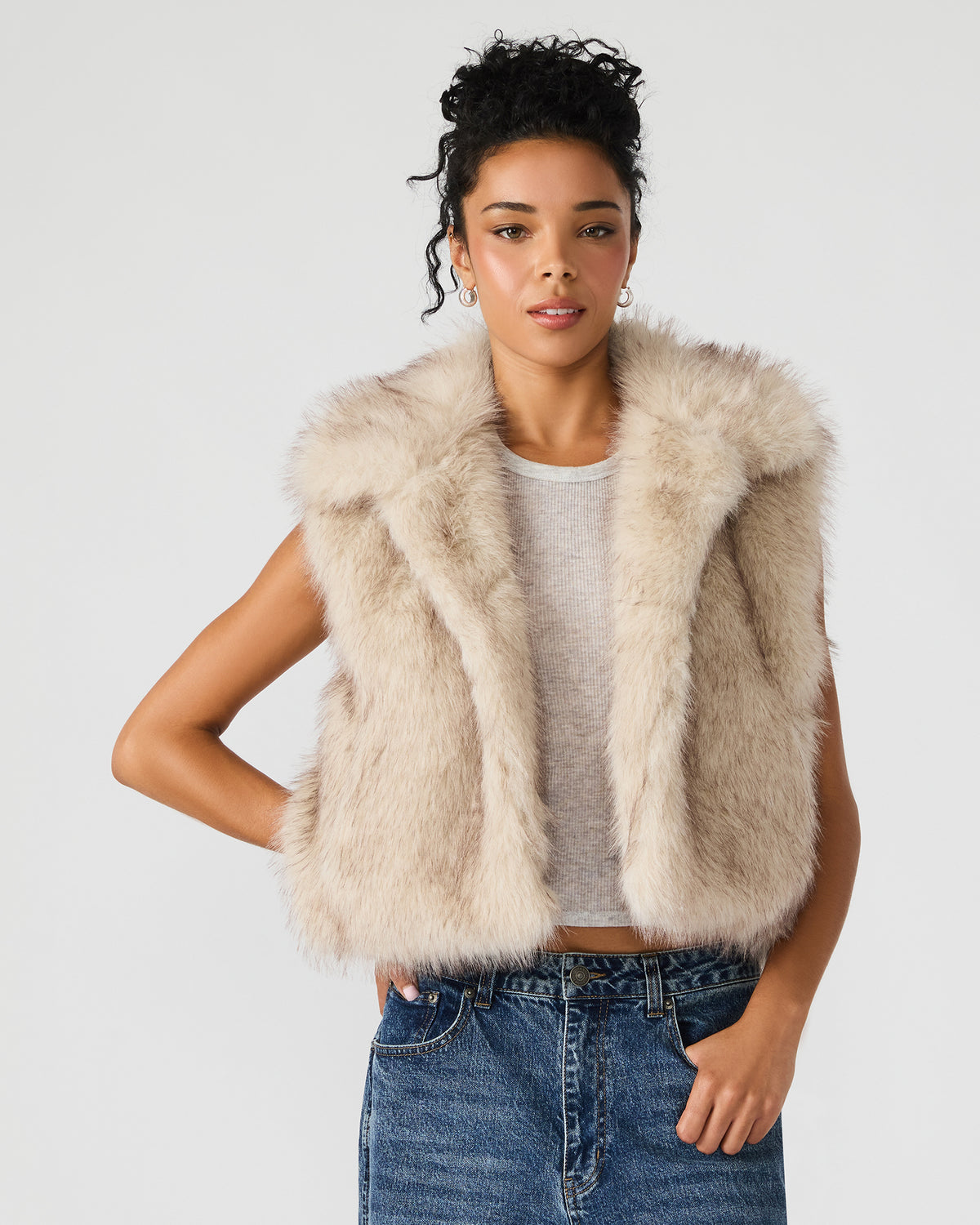 Steve Madden SAFIRA Natural Faux Fur Sleeveless Collared Women's Vest