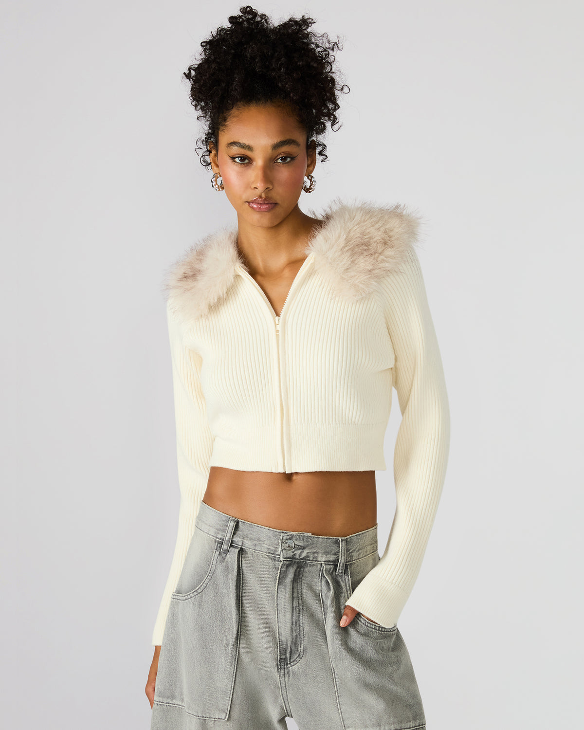 Steve Madden LYSIA Cream Long-Sleeved Faux Fur Hood Zip-Up Ribbed Women's Sweater Jacket