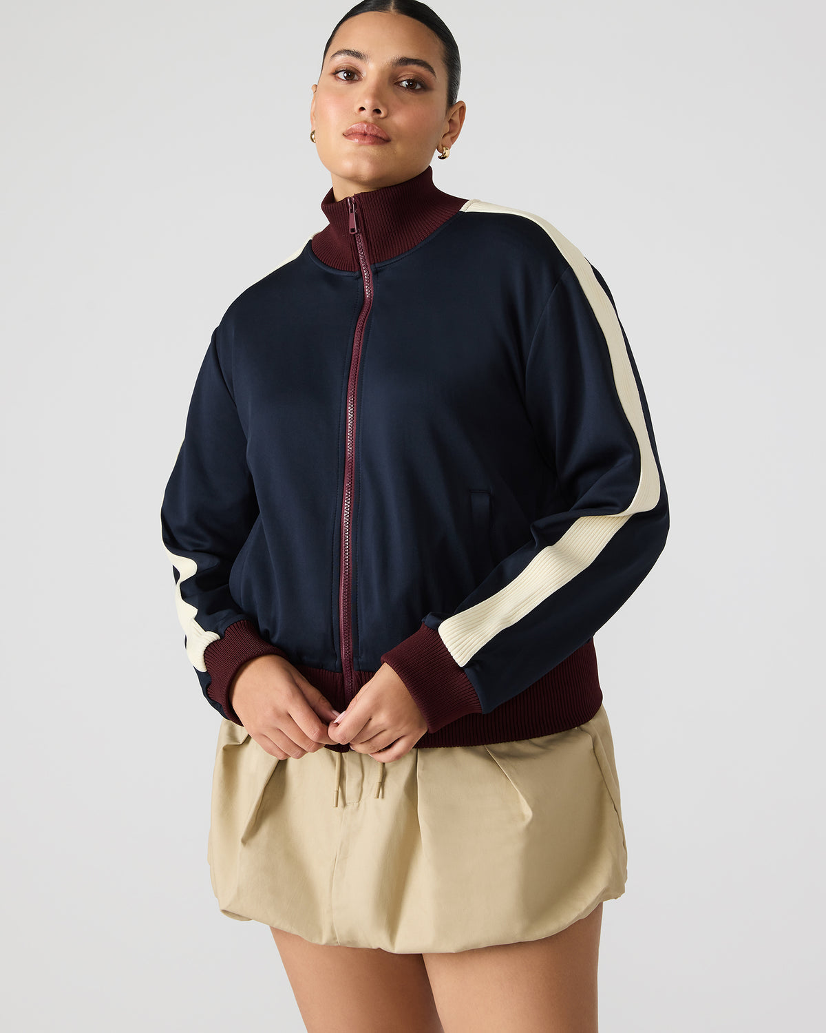 Steve Madden DAISY Midnight Long-Sleeved Zip-Up Athletic Women's Jacket