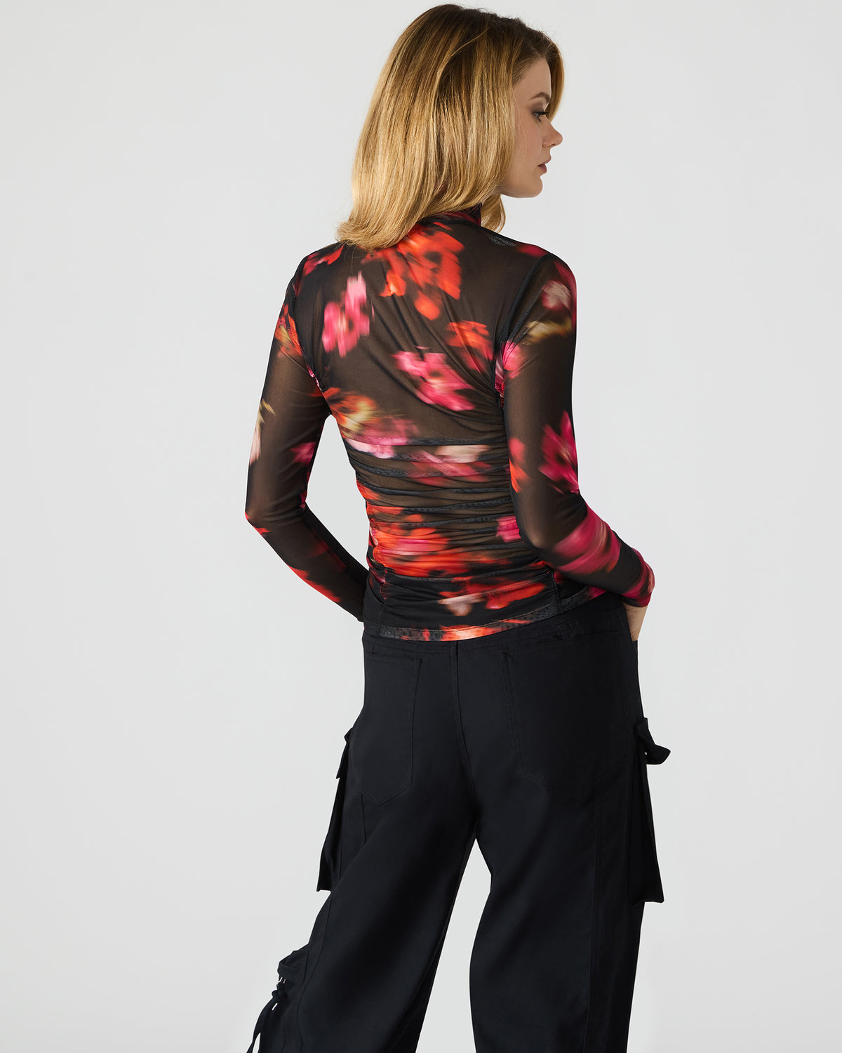 Steve Madden TAYLORE Blurry Floral Long-Sleeved Sheer Mesh Fabric Women's Top