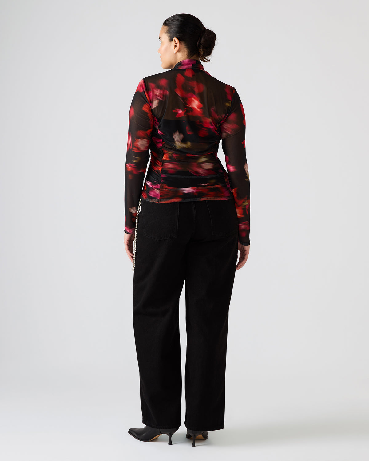 Steve Madden TAYLORE Blurry Floral Long-Sleeved Sheer Mesh Fabric Women's Top