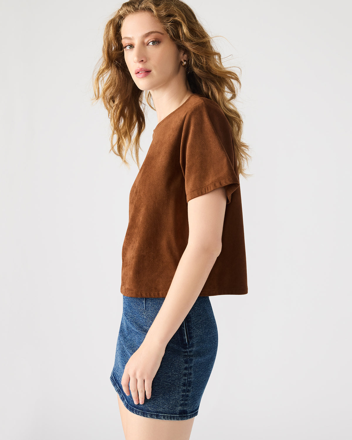 Steve Madden EZRA Chicory Coffee Short-Sleeved Faux-Suede Women's Top