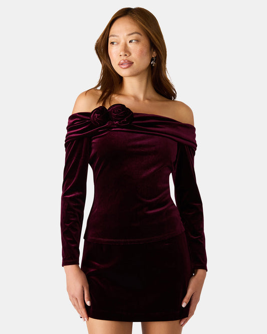 Steve Madden LICI Wine Long-Sleeved Velvet Rose Off-The-Shoulder Women's Top