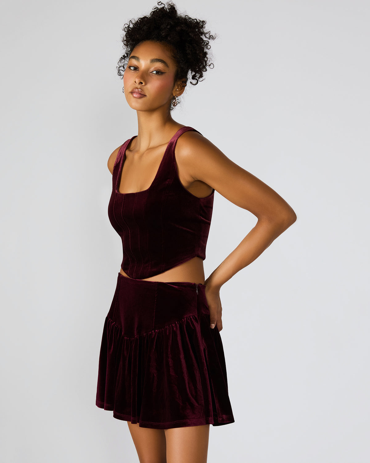 Steve Madden ARYANNA Wine Cropped Velvet Women's Top