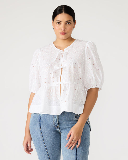 Steve Madden PAULA Top White Short-Sleeved Tie-Front Eyelet Top