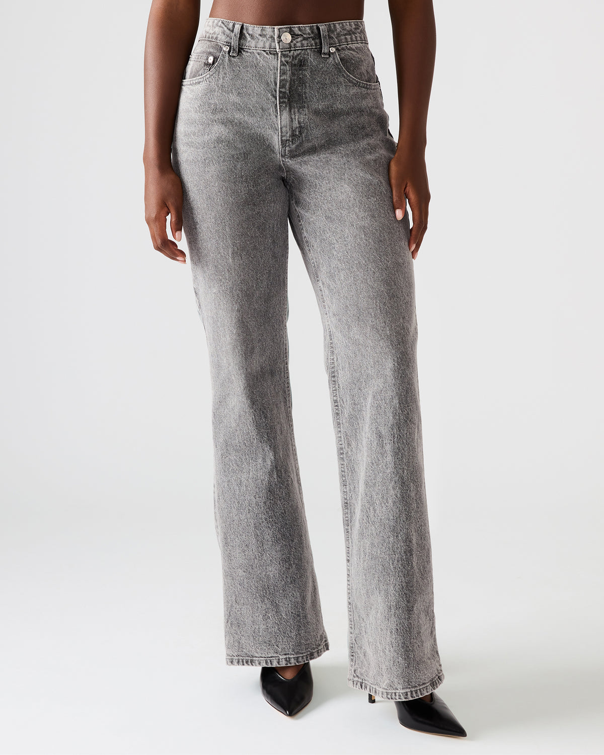 Steve Madden IRYS Fog Denim Straigh-Leg Women's Jean