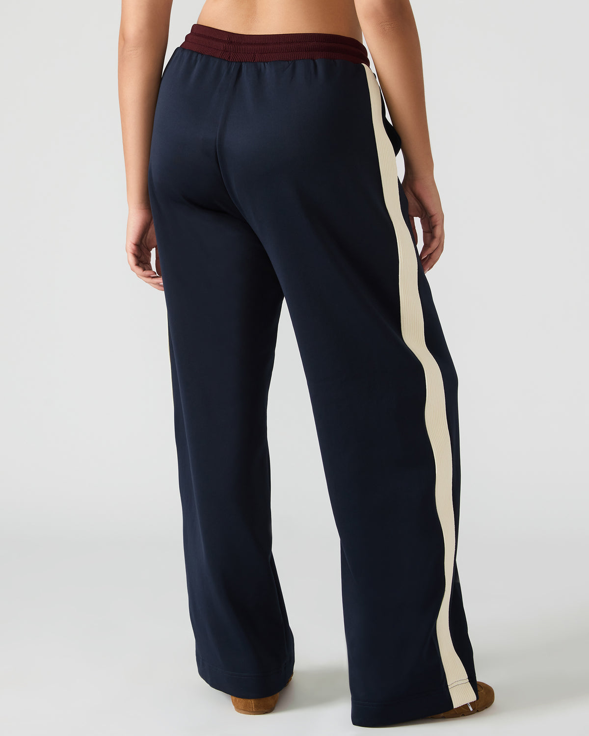 Steve Madden DAISY Midnight Athletic Tie-Front Matching Set Women's Pants