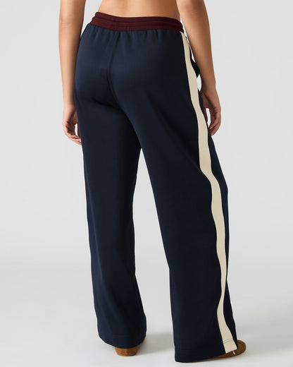 Steve Madden DAISY Midnight Athletic Tie-Front Matching Set Women's Pants