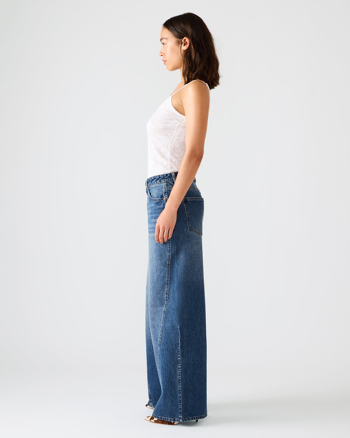 Steve Madden RORI Dark Navy Straight-Leg Denim Women's Bottoms