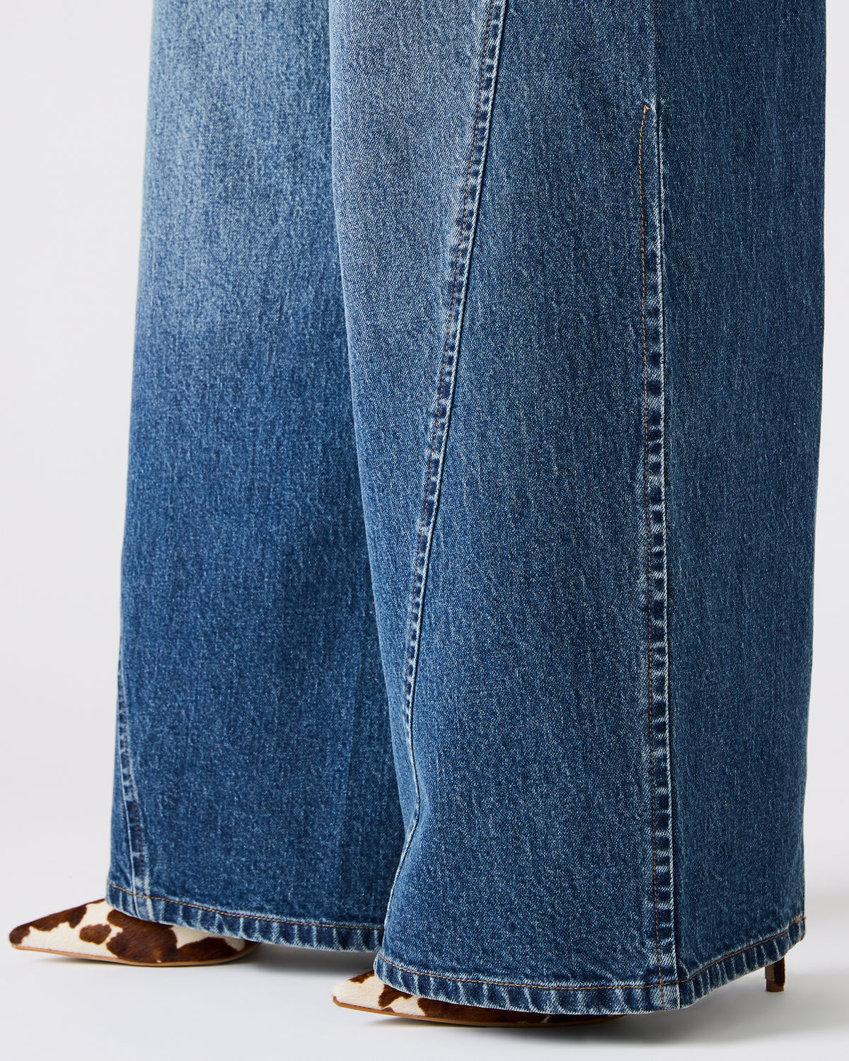 Steve Madden RORI Dark Navy Straight-Leg Denim Women's Bottoms