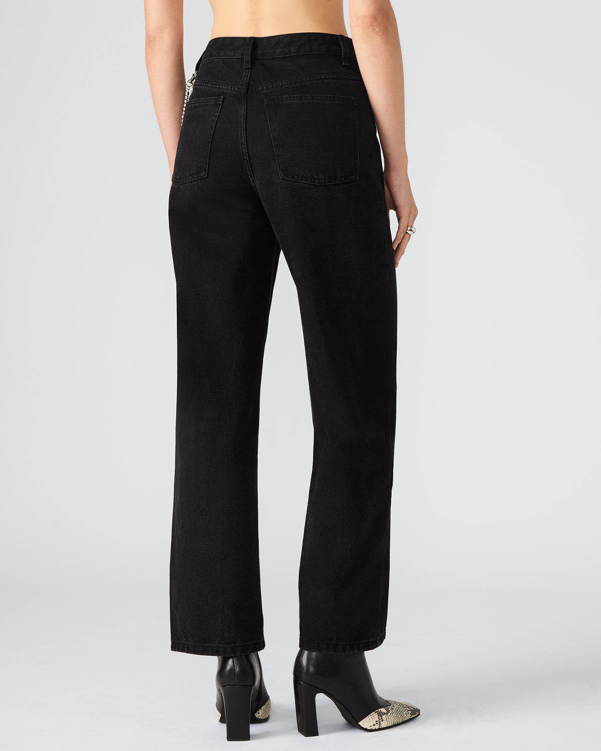 Steve Madden SWIFT Black Wide-Leg Denim Chain Women's Jean