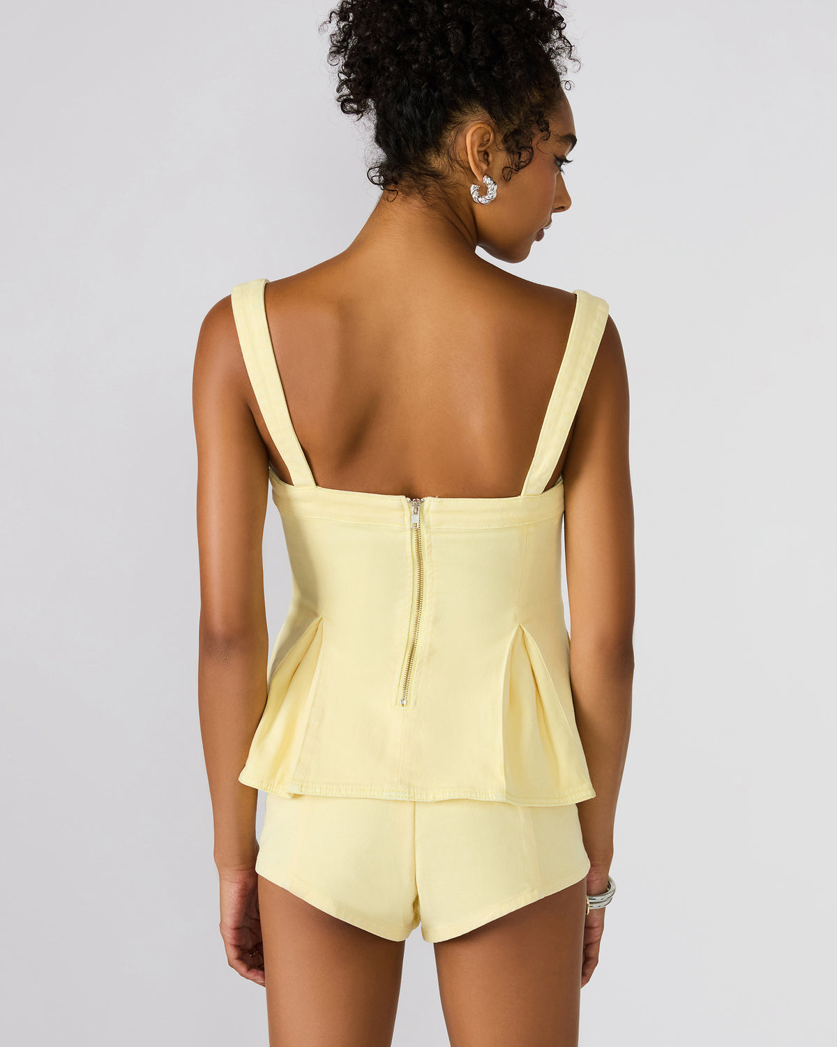 Steve Madden ZENIA Golden Glow Sleeveless Peplum Women's Top